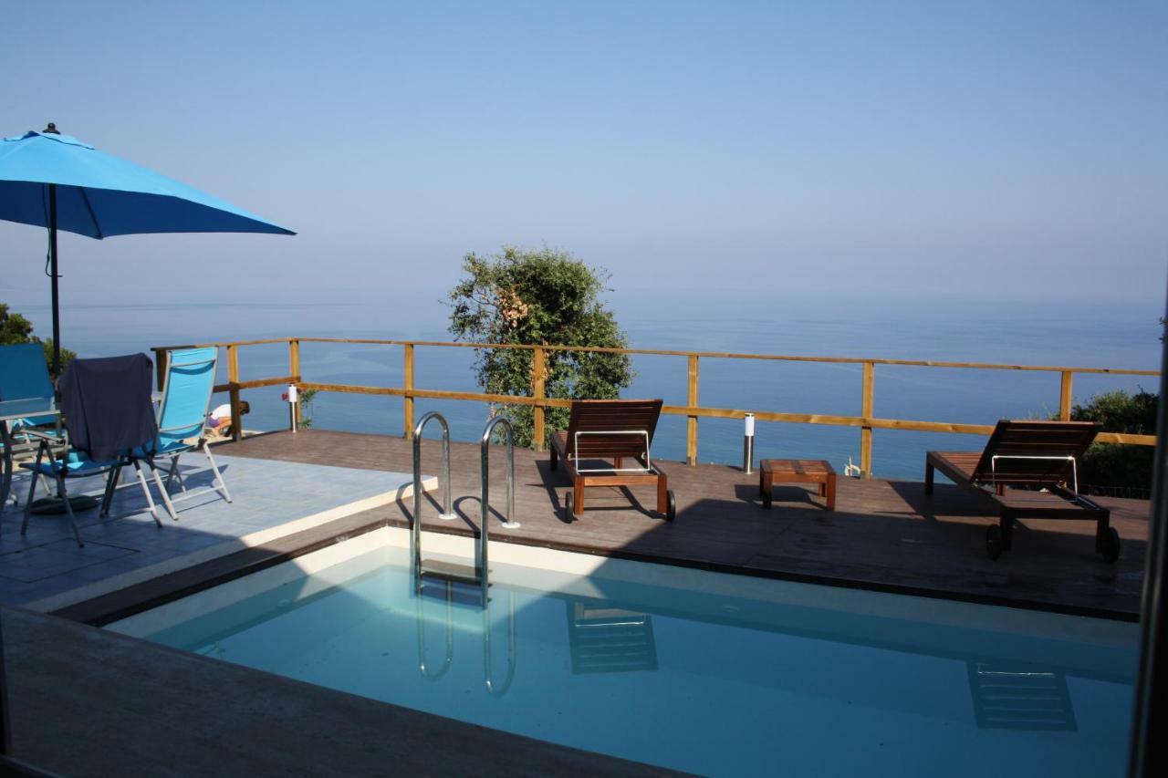 Villa Alice Santo Stefano di Camastra Ngoại thất bức ảnh